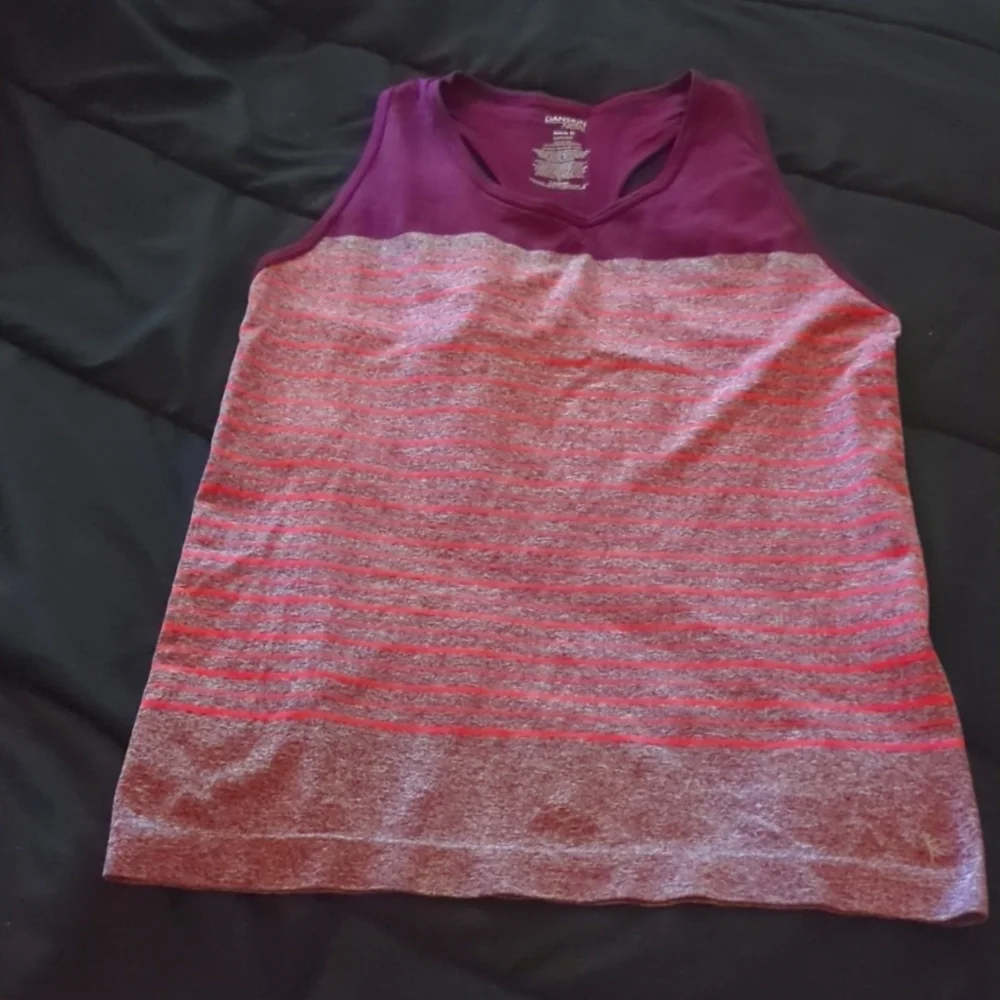 Tank top - Picture 1 of 3